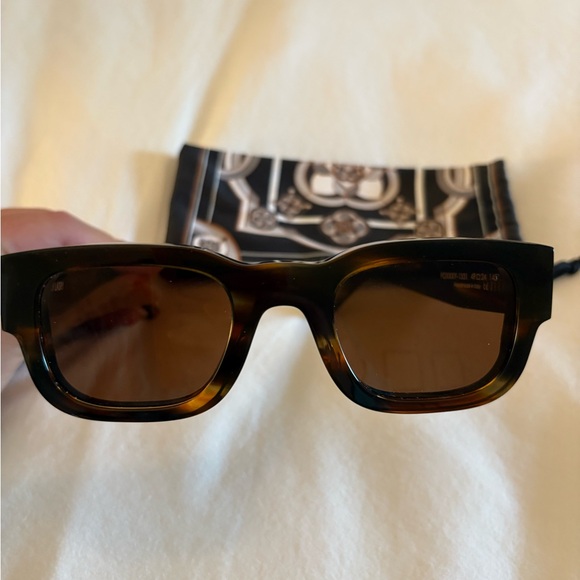 Thierry Lasry Foxxxy-1331 Sunglasses - Picture 4 of 6